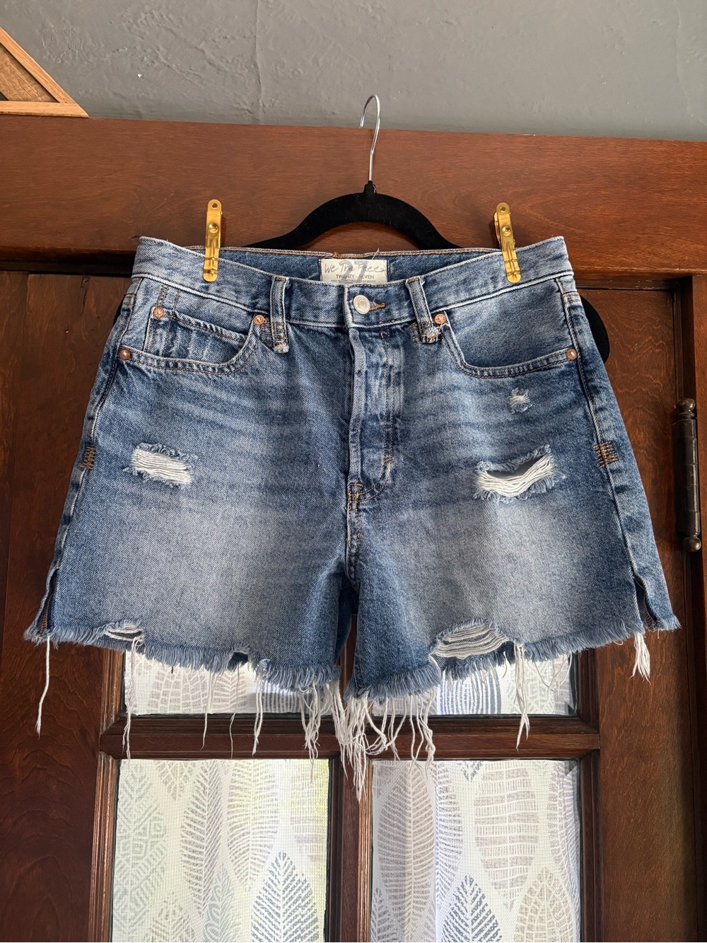 Free People We The Free Makai Cutoff Short in Shout & Twist Med Blue Size 27 - Picture 3 of 12